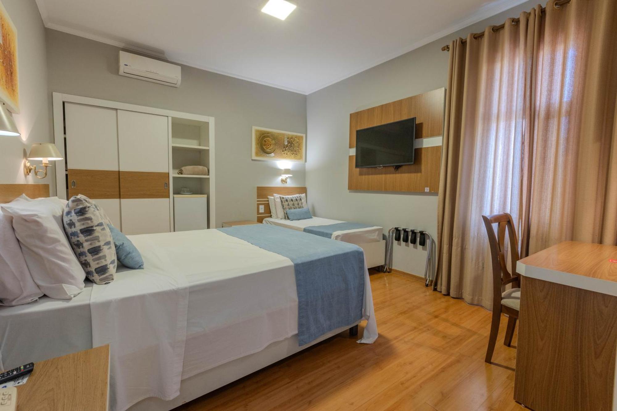 Hotel Minas Gerais Poços de Caldas Esterno foto